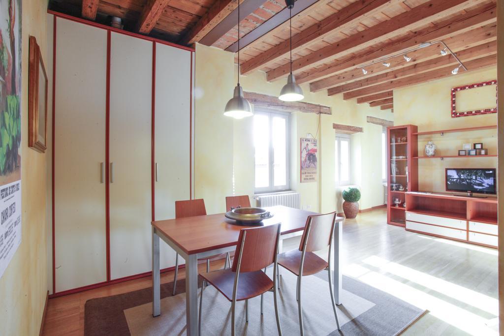 La Corte Antica Appartement Bergamo Kamer foto
